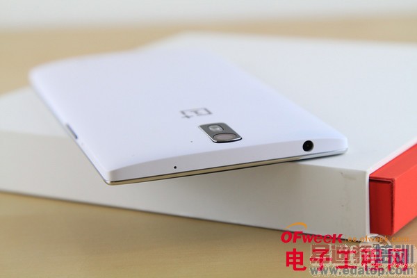 һ����Ʒ���⣺һ���ֻ�/С��·����/ƻ����MacBook Air