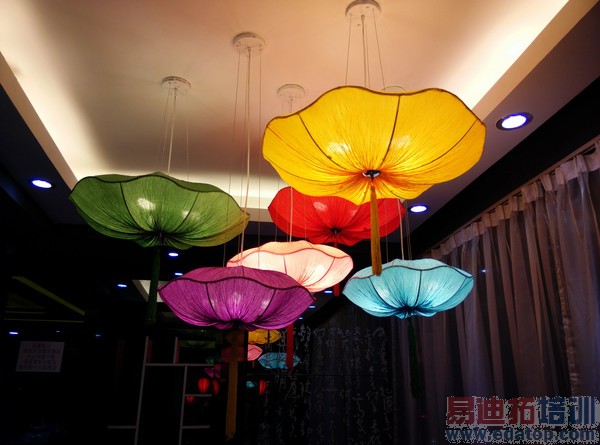 һ����Ʒ���⣺һ���ֻ�/С��·����/ƻ����MacBook Air