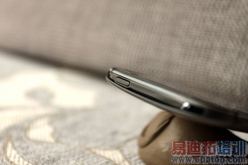 ����֮����HTC M8ս����S5�Ա����⣨ͼ��