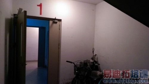 ����֮����HTC M8ս����S5�Ա����⣨ͼ��