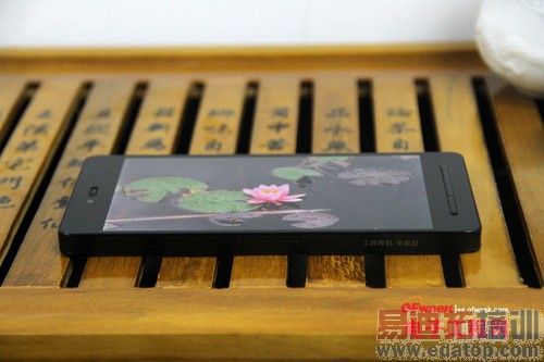 �Ա����⣺�����ֻ�PKС��3/��ΪP7 ȫ��ڶ��˵�������