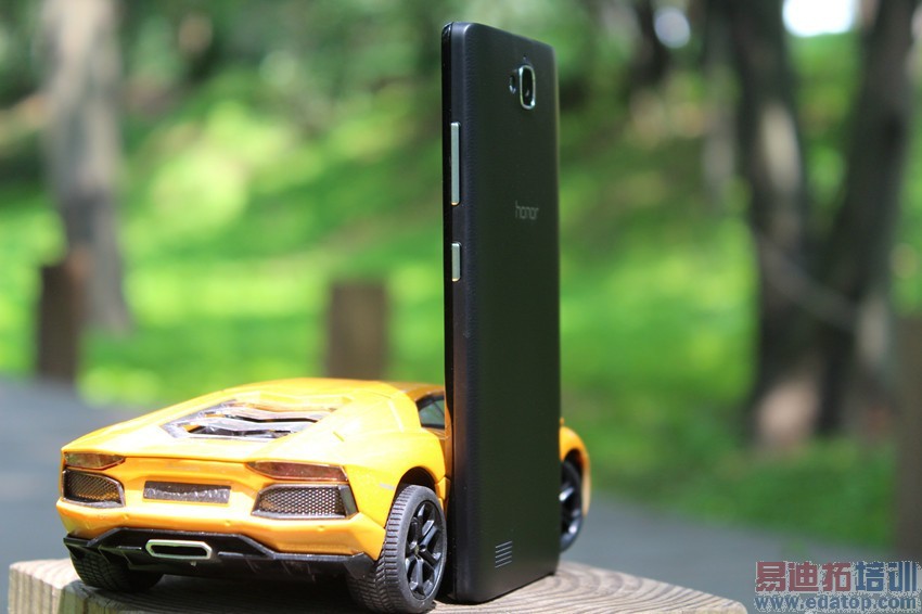 �����������׵�ǧԪ�� ��Ϊ��ҫ3C 4G������