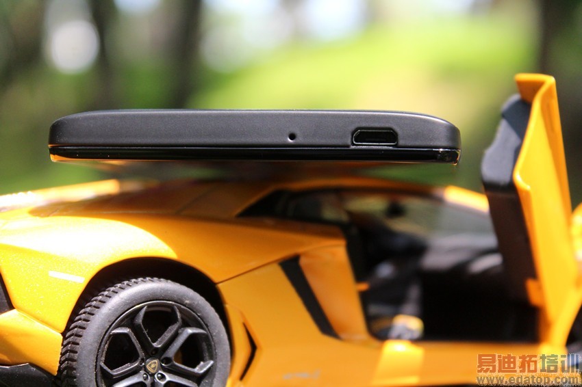 �����������׵�ǧԪ�� ��Ϊ��ҫ3C 4G������