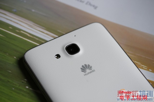 ��Ϊ��ҫ3X Pro���⣺ȫ����������С��