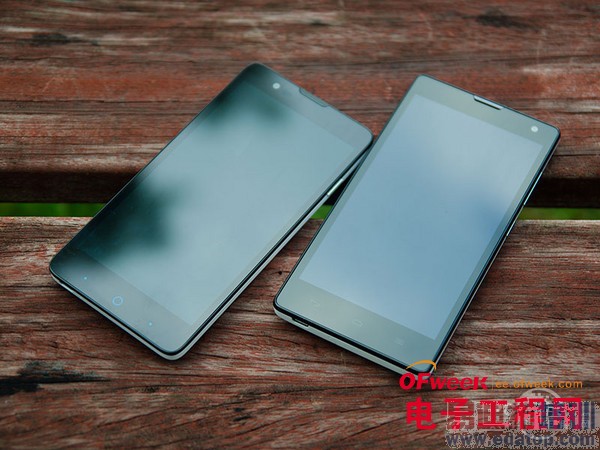 �Ա�����:��ҫ3C 4G��PK��ţV5����ͼ��