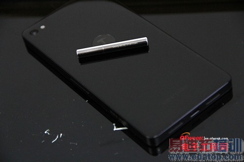 �����ֻ�T1/С��3�ռ��Ա����⣺