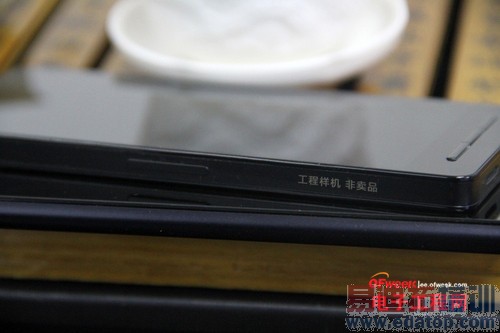 �����ֻ�T1/С��3�ռ��Ա����⣺