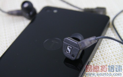 ��ǿ���ʶԾ� ����T1�Ա�vivo Xplay3S