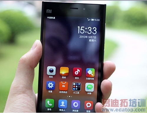 锤子手机T1/小米3评测对比:千元差价区别在哪儿?