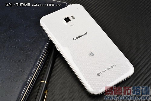 ����800˫��4G�� ���ɴ��4����������