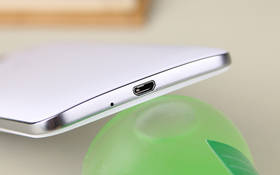 1799中兴天机白色版详细评测(多图)