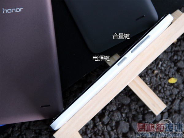 �������ϣ���ҫ3C���Ű���������