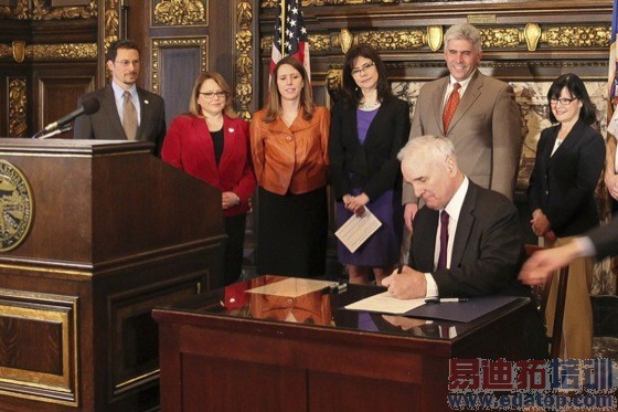 iOS������ ��Ȼ��ס��һ����ҵ��