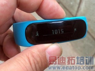 可以通话的荣耀手环来了