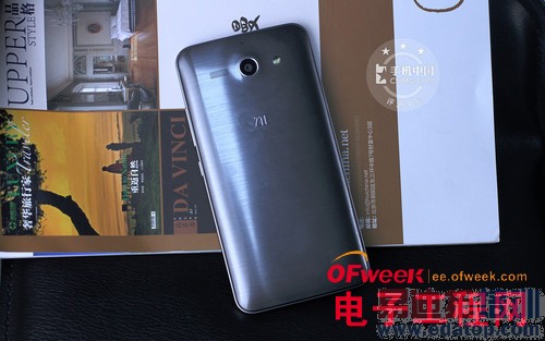 �ϰ����콢���عˣ�������ӻ�ΪP7���ԣ�ͼ��