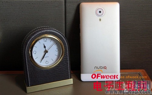 �ϰ����콢���عˣ�������ӻ�ΪP7���ԣ�ͼ��