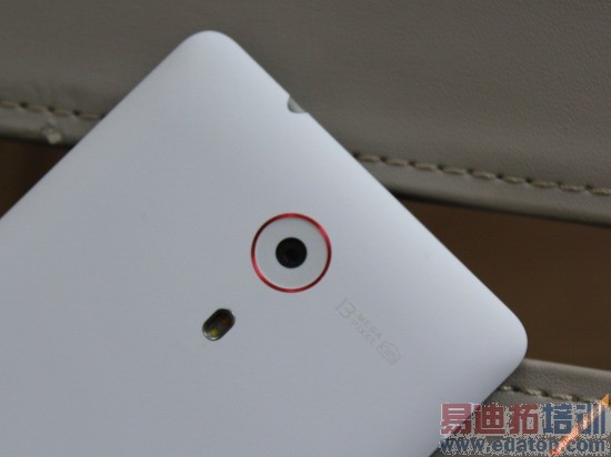 ��һ������nubia Z7���⣺ǿ�������޵����չ���