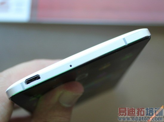 ��һ������nubia Z7���⣺ǿ�������޵����չ���