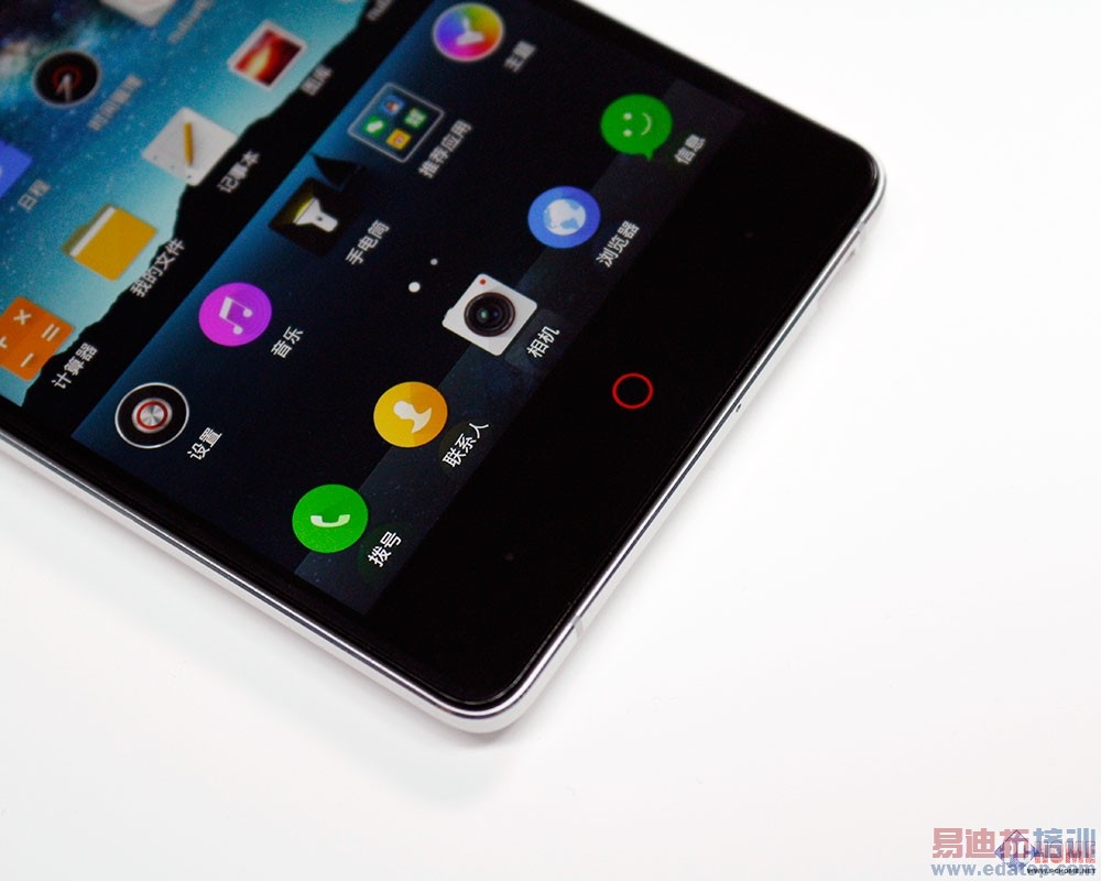 2K屏+高通骁龙810 nubia Z7真机图赏