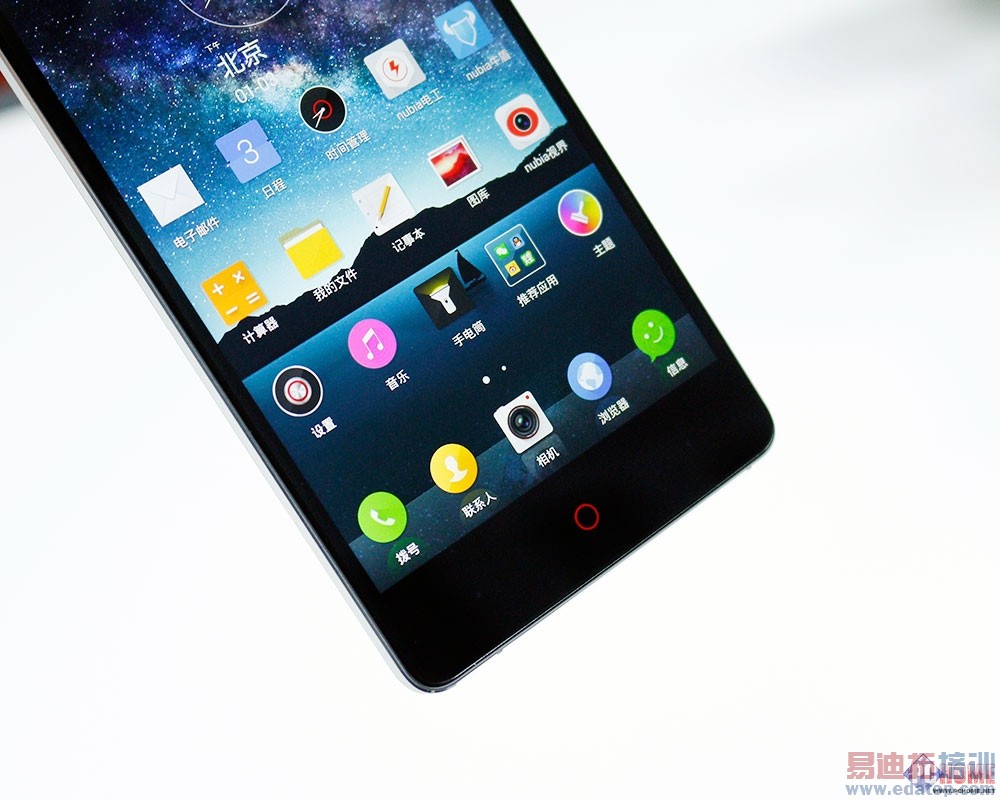 2K屏+高通骁龙810 nubia Z7真机图赏