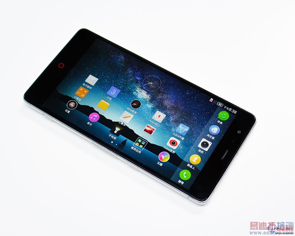 2K屏+高通骁龙810 nubia Z7真机图赏