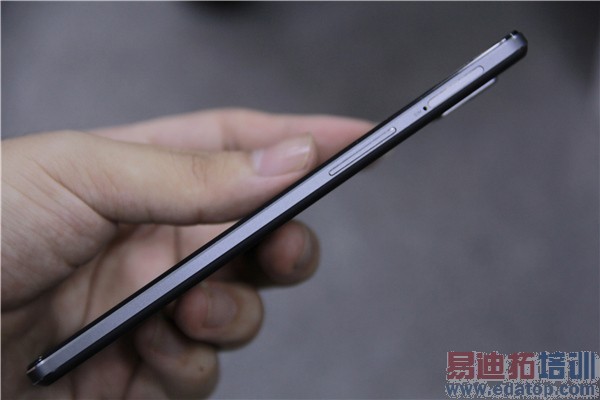 OPPO R3��ϸ���⣺������������û����