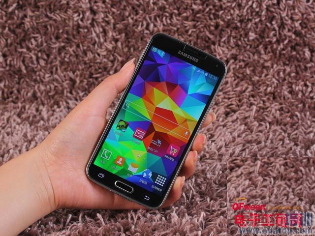 iPhone6�ѻ�ս GALAXY S5����PK