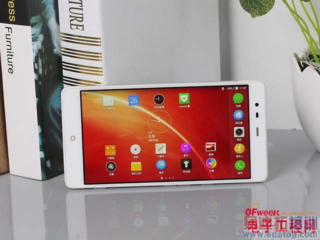 iPhone6�ѻ�ս GALAXY S5����PK