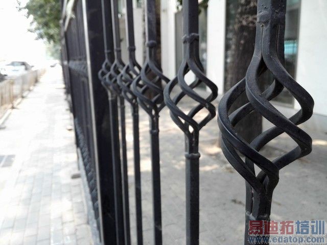 ��Ϊ��ҫ6������ֻ��8�� ����Ҳ����ѷɫ