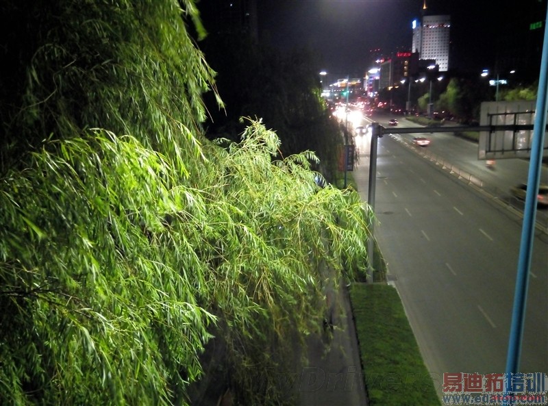 誓死狙击红米Note 联想黄金斗士A8全面评测(图解)