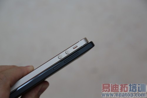 С���ֻ�����������������ع⣺С��4/�ֻ���ͼ+��Ƶ�뷢��