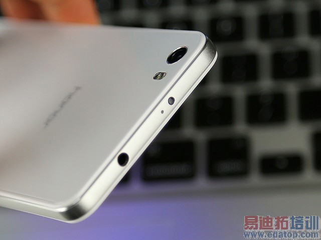 ��ȫ������ҫ6��nubia Z7 mini����ҫ6�Ա����⣨ͼ�⣩