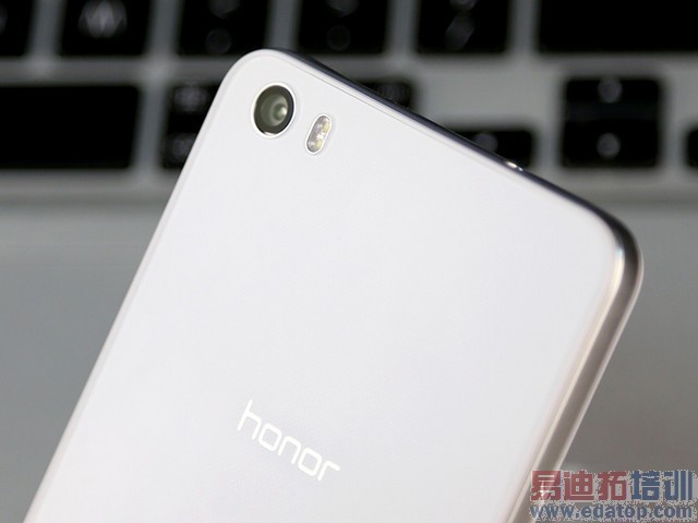 ��ȫ������ҫ6��nubia Z7 mini����ҫ6�Ա����⣨ͼ�⣩