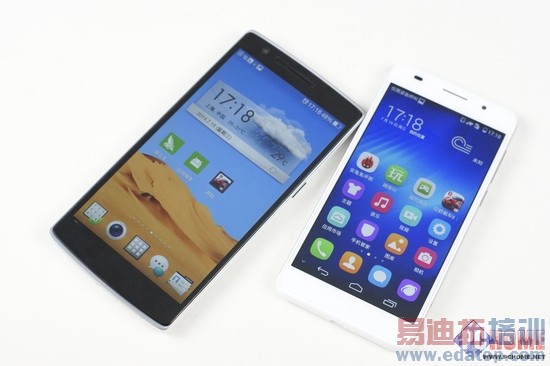 1999究竟该买谁?一加/荣耀全面对比评测(图解)