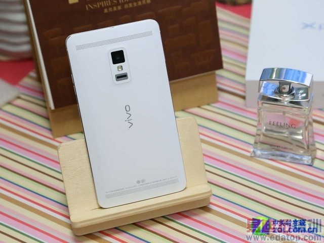 ��ҫ6/һ��/nubia Z7�������� ������ǿ�����ֻ����̵�