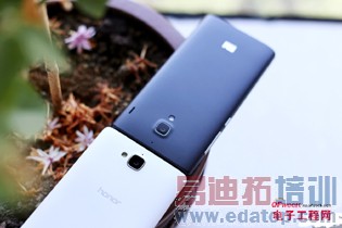 ���ͻ��ǲ����� ����1S��ҫ3C 4G��Ա�����