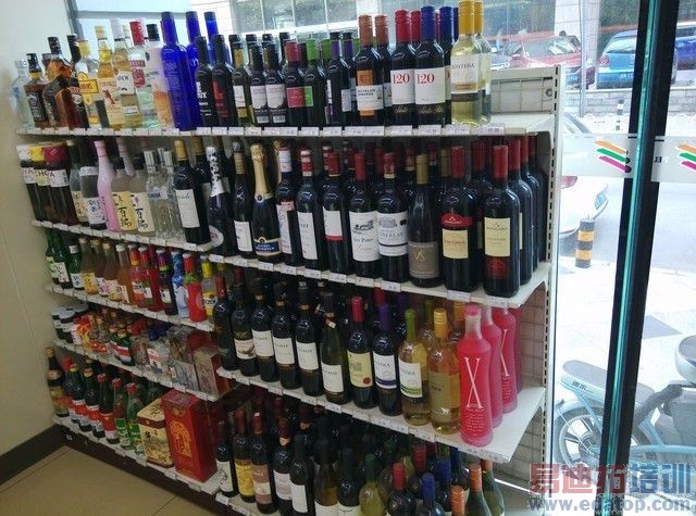 �˺˶��ĺ�˭ǿ? ����X50TS��սС��3