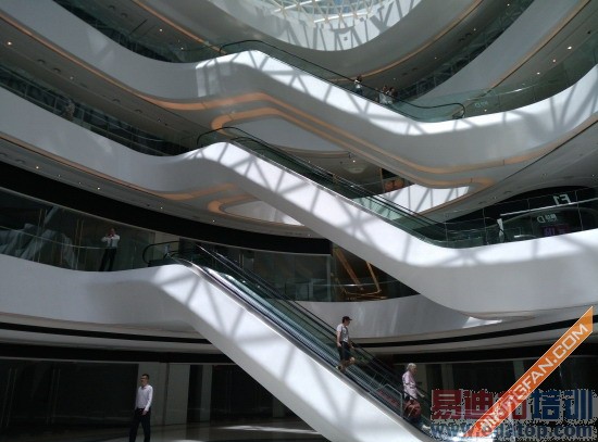 ��ս��ҫС�ף�nubia Z7 Maxȫ������+ͼ��