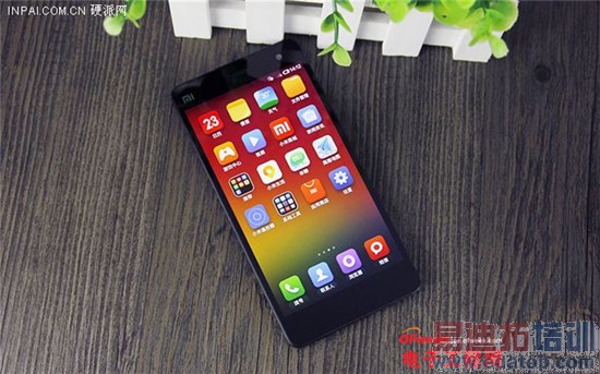 С��4/����MX3��Ļ����PK��