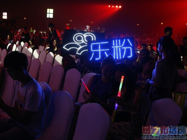 ������ǹ��� �Ʊ�Hebeŷ�����һ�� ����K920������عˣ�ͼ��