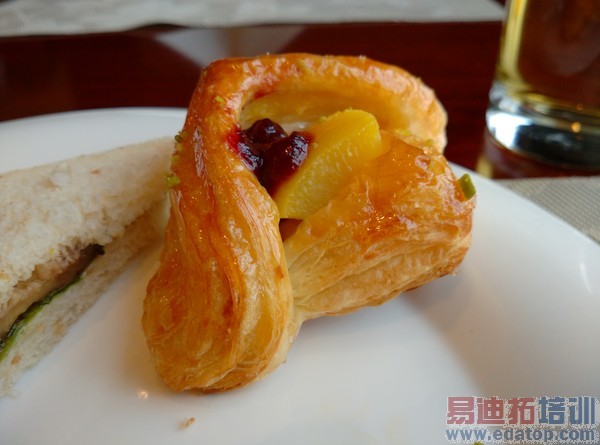 С��4�Ա�һ���ֻ����⣨��ͼ��