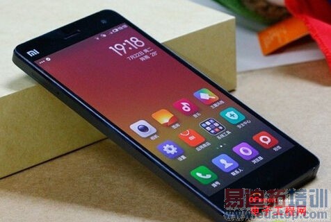 ����MX4 VSС��4���׾�