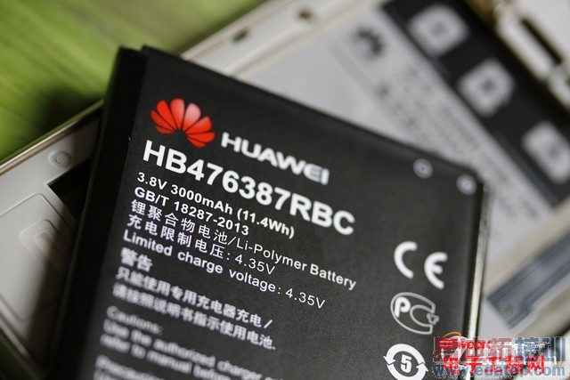 С����ҫ��ս����ҫ3X Pro PKС��4 С���񻰲��٣�