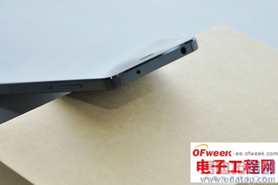 С��4/��Ϊ��ҫ6�ռ��Աȣ�˭������MX4��ǿ���У������ع⣩