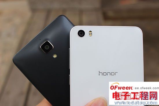 С��4/��Ϊ��ҫ6�ռ��Աȣ�˭������MX4��ǿ���У������ع⣩