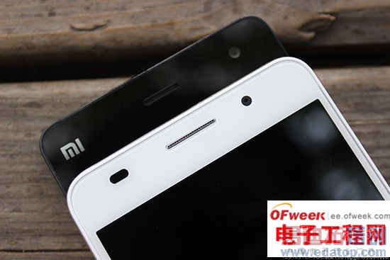 С��4/��Ϊ��ҫ6�ռ��Աȣ�˭������MX4��ǿ���У������ع⣩