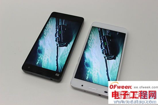 С��4/��Ϊ��ҫ6�ռ��Աȣ�˭������MX4��ǿ���У������ع⣩