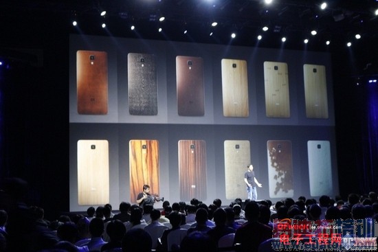 С��4/�����ֻ�T1�Ա����⣺С�׵ĳ���vs���ӵ��黳