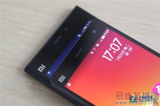 小米3/小米4真机对比:做工究竟多精致?