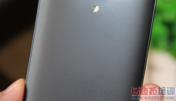 【终极对决】小米4对比华为荣耀6全面评测(多图)